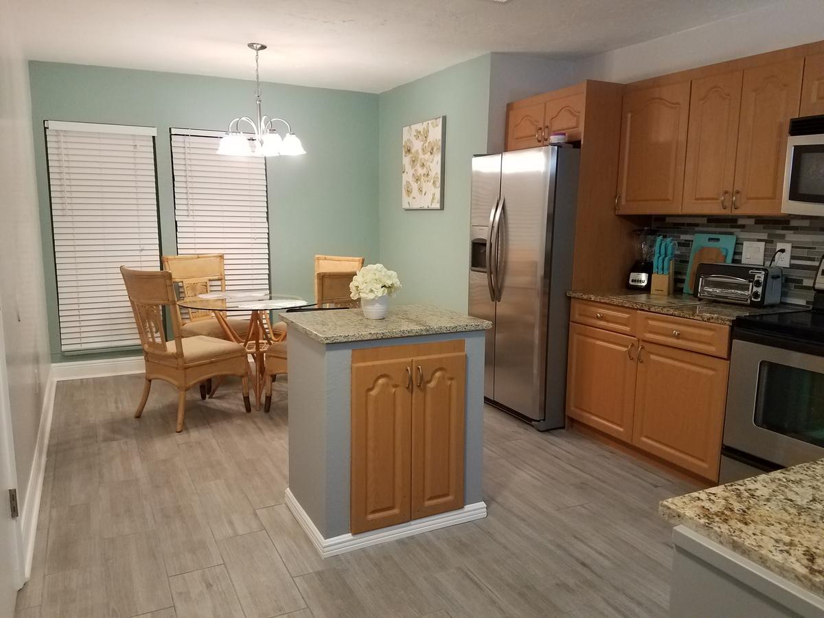 2Br/1Ba Vacation Rental - Sienna Park Sarasota Exterior photo